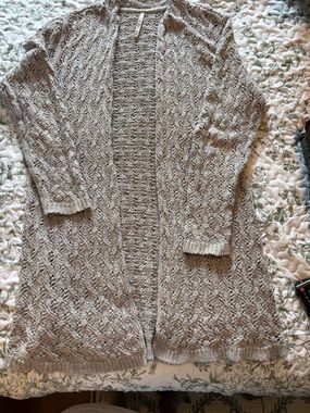 Altar'd State Open-Front Cable Knit Cardigan - Light Gray